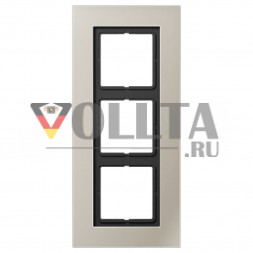 Jung LSP983ES LS plus рамка,3 группы, цвет: благородная сталь